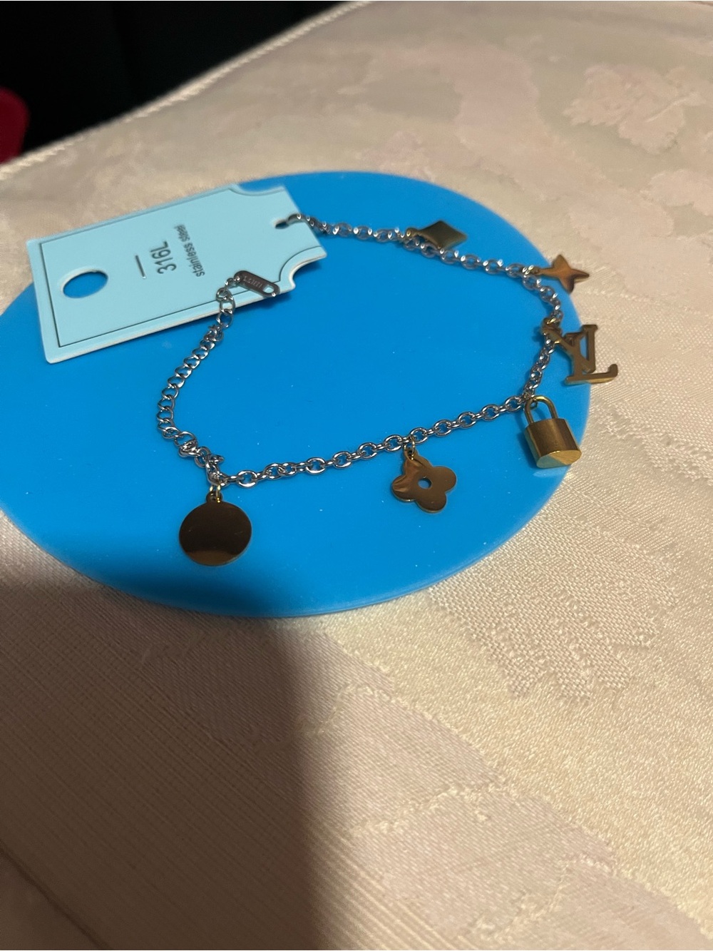 Bracelet